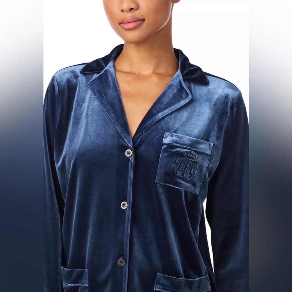 LAUREN RALPH LAUREN Velvet Long Sleeve Notch Collar- Royal Blue (size M)